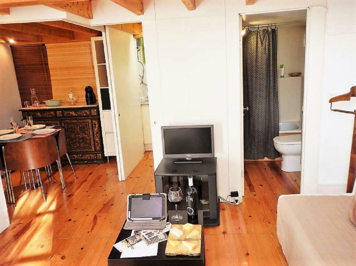 Central Lisbon Charming Loft Bagian luar foto